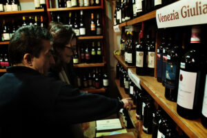 Menu di Pasqua, colori, profumi e fantasia, ma occhio al vino, meglio farsi consigliare