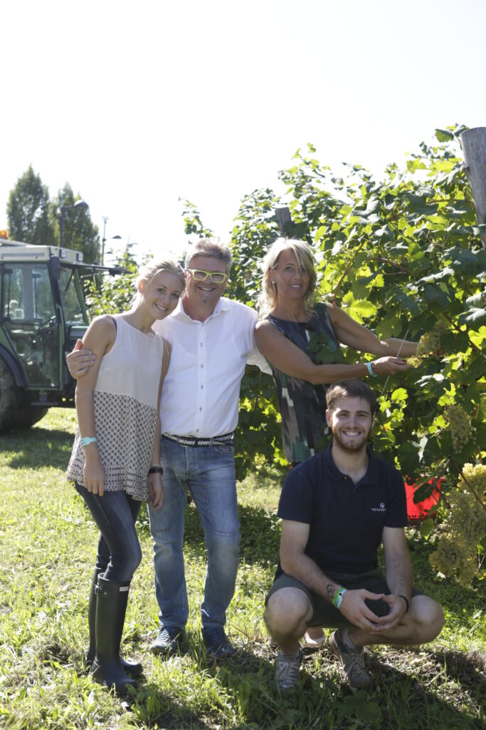 LM_060915_Anna Balbinot (figlia), Ernesto Balbinot (titolare Le Manzane), Silvana Ceschin (moglie) e Marco Balbinot (figlio)