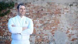 Lo stellato Nicola Dinato inaugura il Papercigno, wine shop di Le Manzane