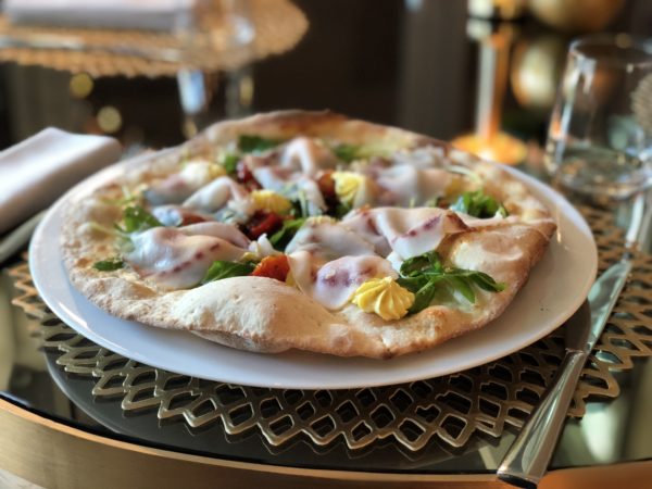 Mangiare una buona pizza in hotel? Sì! In tutti gli Starhotels d’Italia e all’estero.