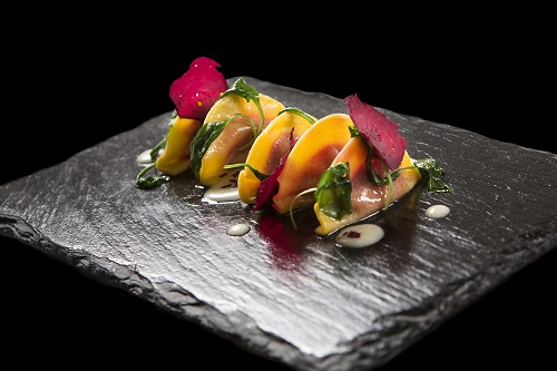 Ravioli di rape e fonduta di tremosine affumicato