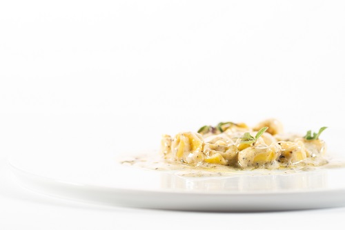 A capo di questo nuovo ristorante c'&egrave; un giovane pastry chef intraprendente e appassionato, che propone una cucina espressa e naturale