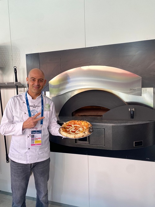 Cosa mangiano i vip a Sanremo? Oltre 300 pizze al giorno!