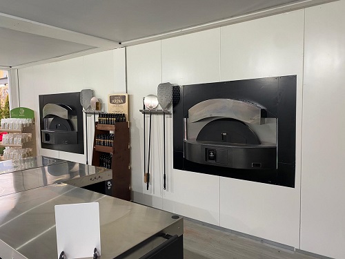 Cosa mangiano i vip a Sanremo? Oltre 300 pizze al giorno!