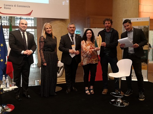 Otto vincitori (di cui due ex-aequo) nelle categorie in gara e tre menzioni speciali assegnati da una giuria di esperti.