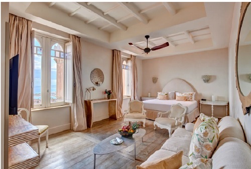 Il Blue Sky Bar di Taormina. Mixology vista Etna!