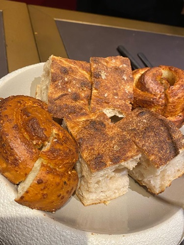 Pop e gourmet. La doppia anima di Achilli al Parlamento