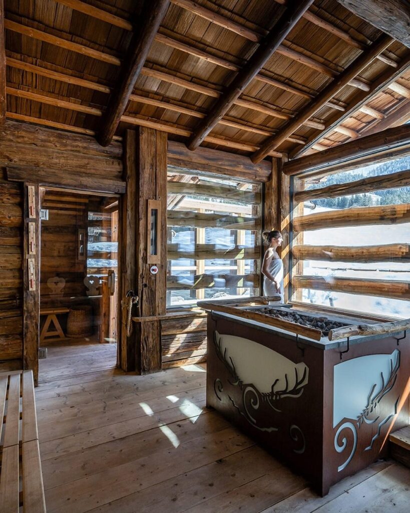 Relax in sauna ammirando il maestoso Catinaccio