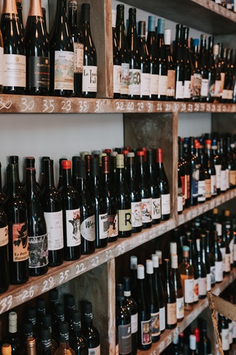 Spaccio Grosso. Wine bar con dispensa a Roma