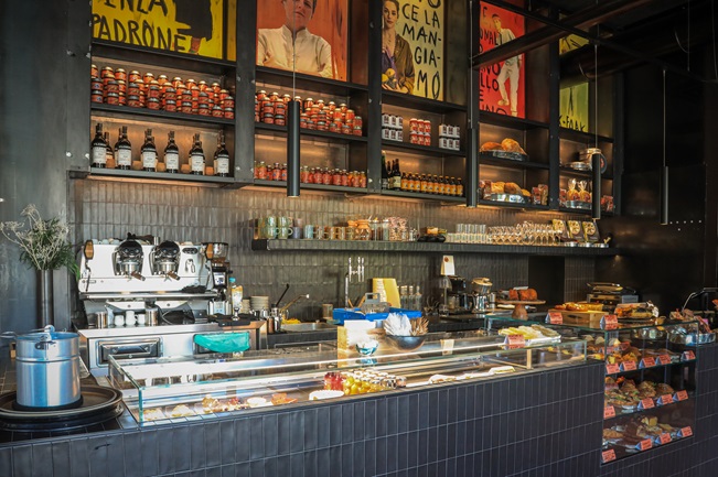 Cibo, vino e Ribellione culturare. A Milano arriva FAAK