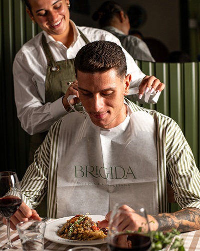 Cucina tradizionale partenopea nel centro di Napoli