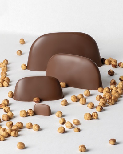 Al formaggio e vegani. Ecco i cioccolatini di una cioccolateria piemontese