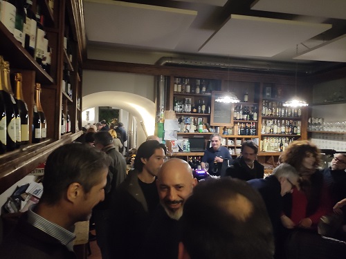 La storica enoteca di Via dei Serpenti compie 25 anni