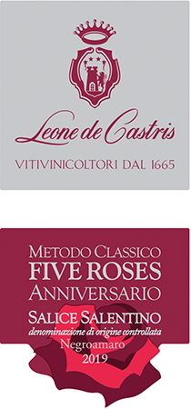 Etichetta del vino Salice Salentino Negroamaro Five Roses Anniversario Rosé Brut 2019