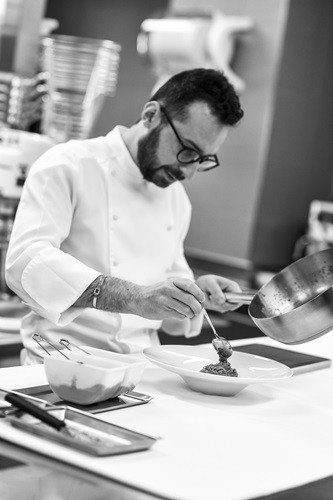 Pesce, cucina tradizionale e cottura giapponese. &Egrave; il nuovo fine dining ampezzano