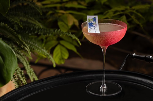 Uno degli hotel pi&ugrave; esclusivi di Roma festeggia il centenario con un drink