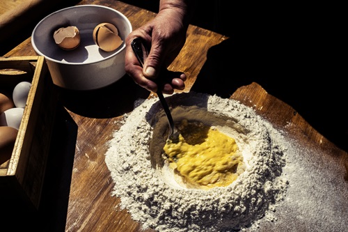 La cucina etica del resort agricolo nella campagna reatina