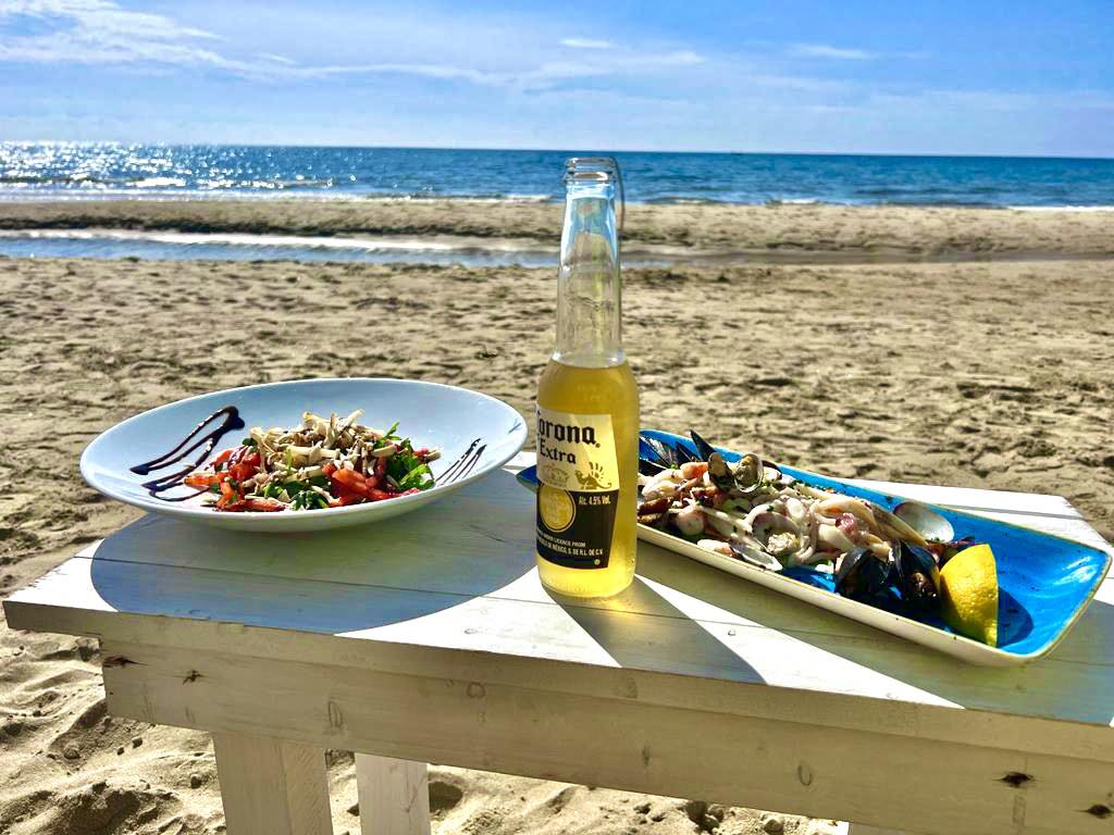 Lo stabilimento della costa laziale che non chiude mai!