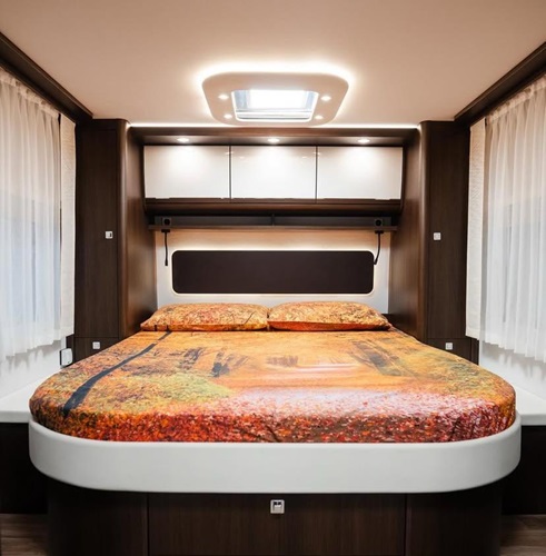 Lusso a sei ruote. Arriva il camper da 1 milione di euro!