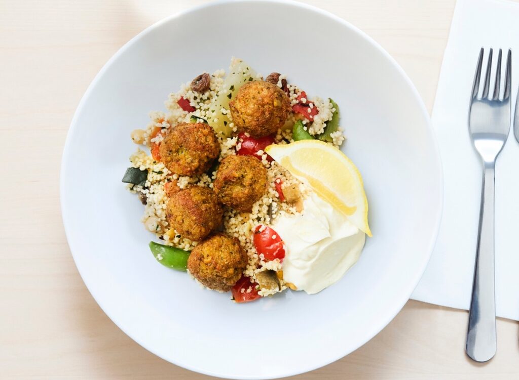 IKEA festeggia i 40 anni della sua polpetta con l&rsquo;arrivo del falafel!