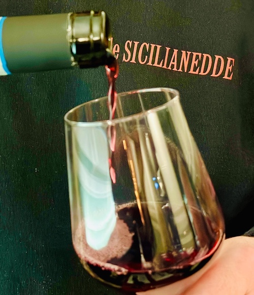 A Roma la cucina siciliana si serve in un’ex edicola