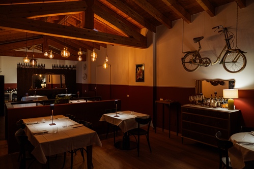 L’osteria sul lago di Garda rilanciata da due giovani fratelli