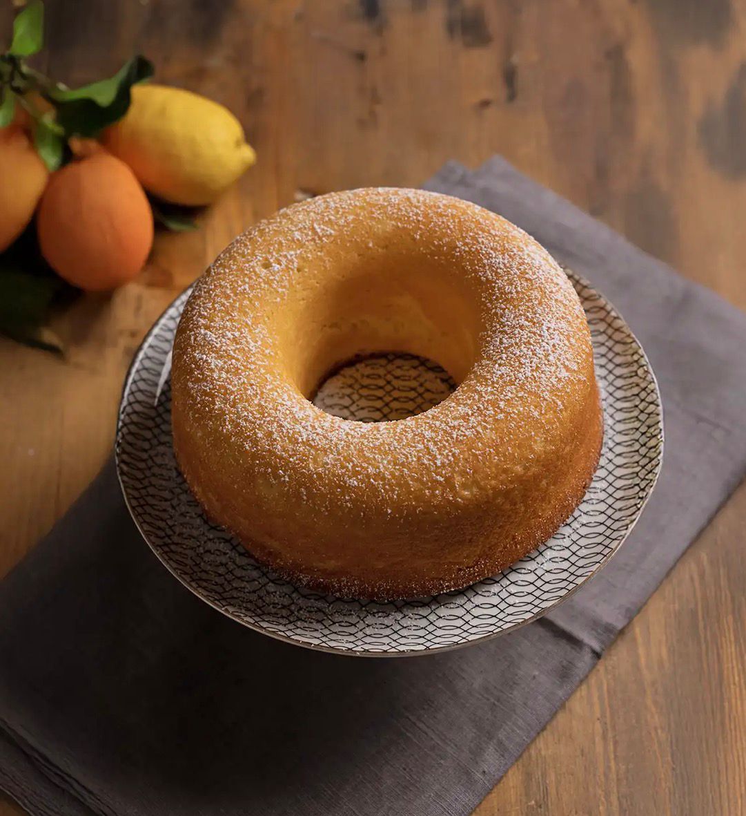 Ciambellone agli agrumi con semola rimacinata