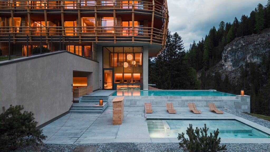 L’Hotel Bella Vista svela la sua nuova identità