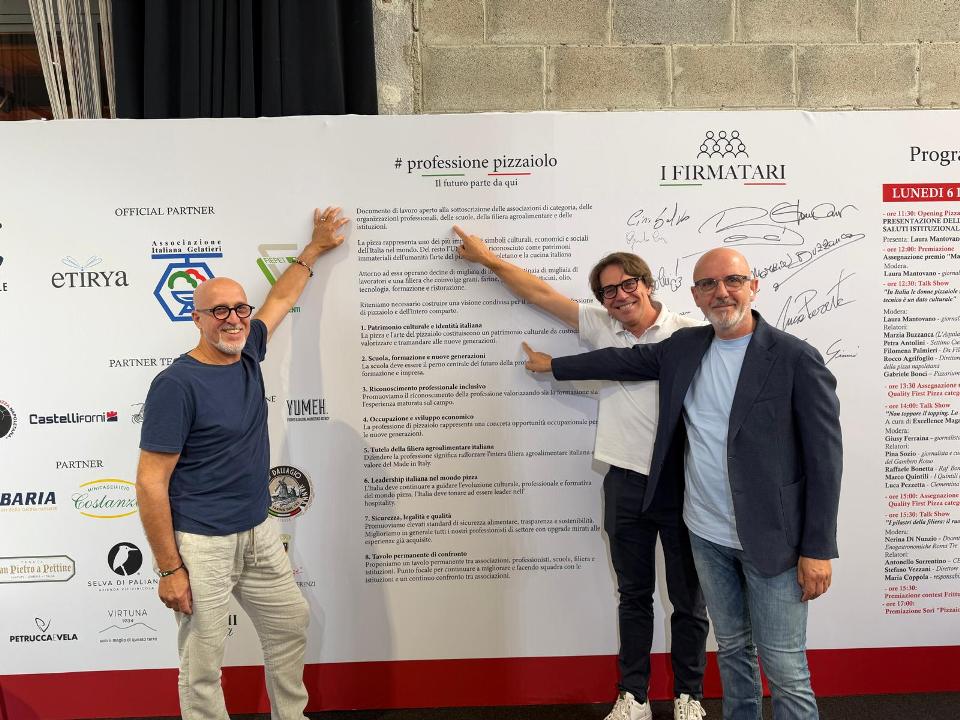 Pizza Convention 2026: il futuro della pizza passa dalla formazione e dalla tutela professionale del mestiere del pizzaiolo