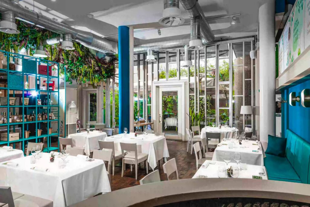 Chiara Manzi apre il suo nuovo ristorante a Bologna. Meno di 1000 kcal per frittura e tiramisù